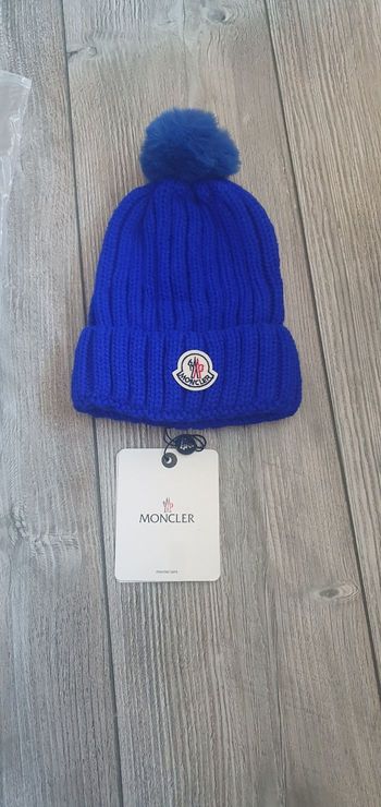 Bonnet moncler bleu