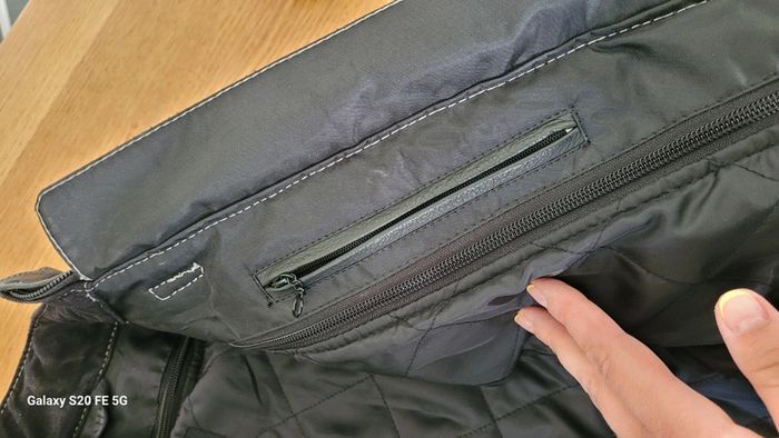 Cuir moto femme - photo numéro 16