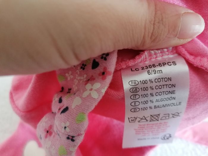 Lot bonnet et gants - photo numéro 2