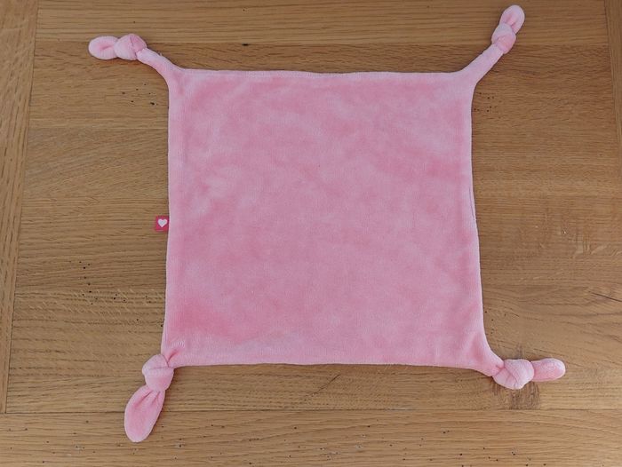 Doudou plat carré Minnie Disney - photo numéro 3