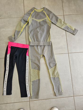 1 ensemble sport + legging sport 3 ans