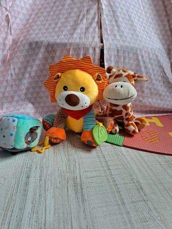 Peluche sensorielle Lion