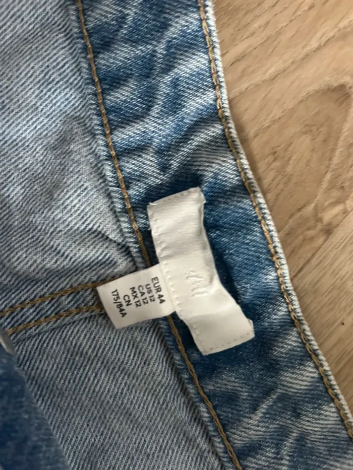 H&M short en jean bleu clair pour l’été femme, taille 44 - photo numéro 2