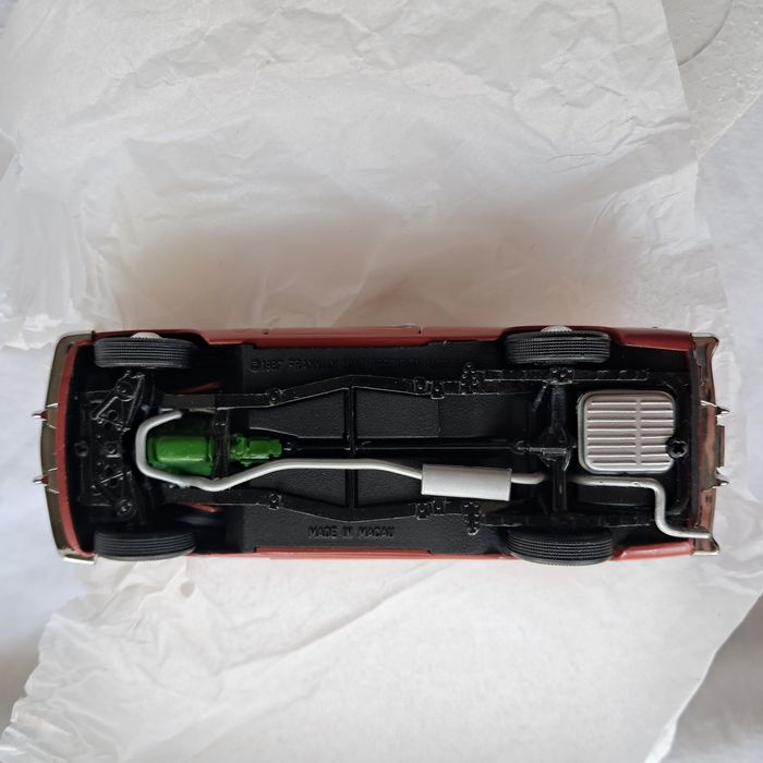 Voiture Studebaker 1/43 Médailler Franklin Mint 1987 Neuve - photo numéro 6