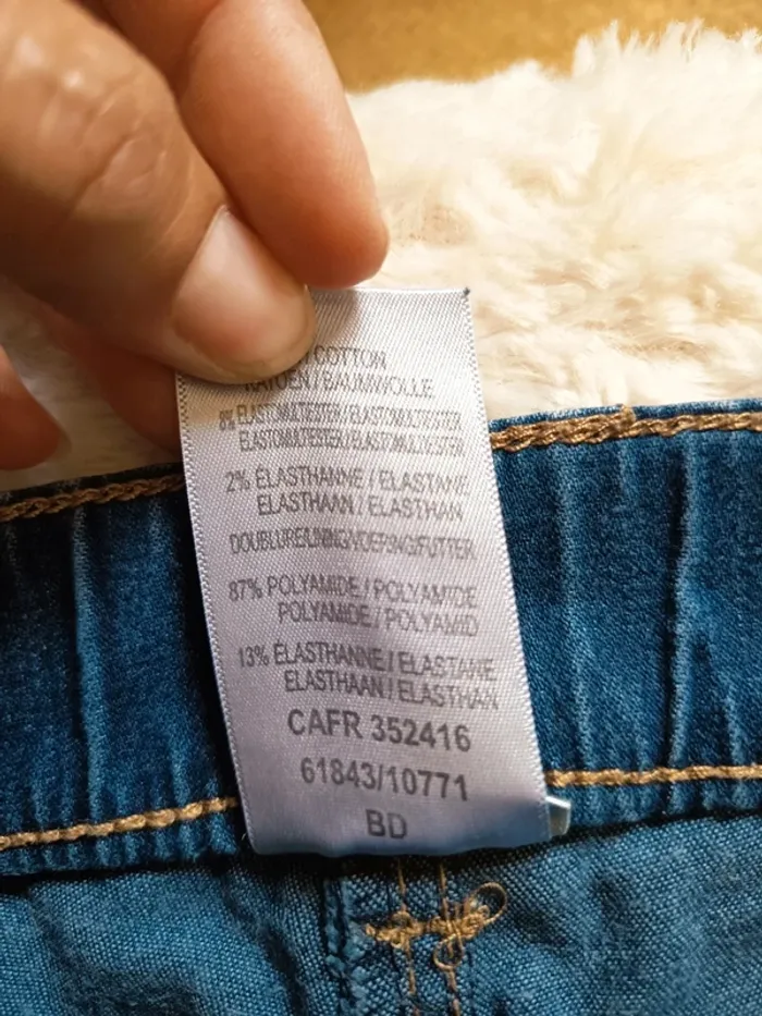 Jegging / Pantacourt en Jean élastique Damart en 46 - photo numéro 5