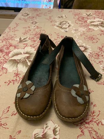Chaussures enfant taille 33