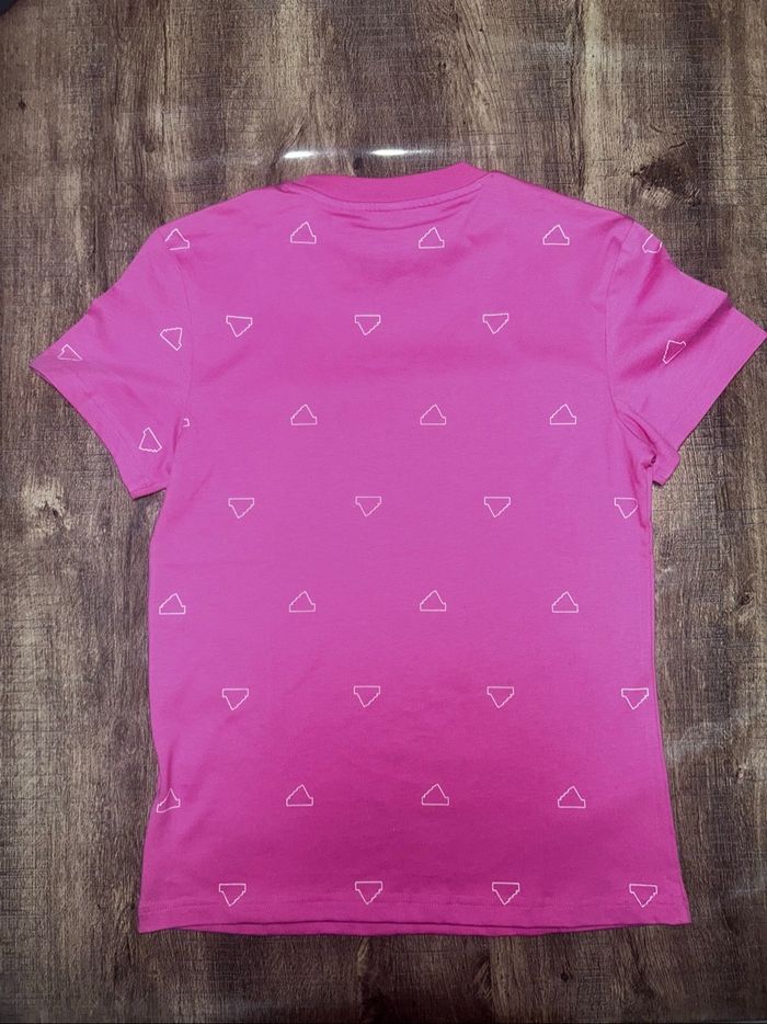 T-shirt adidas neuf taille S - photo numéro 2