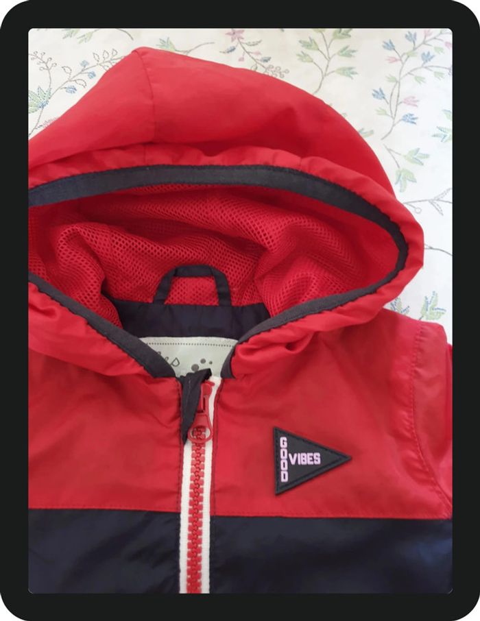 veste/coupe vent garçon bleu marine/rouge 18 mois - photo numéro 2