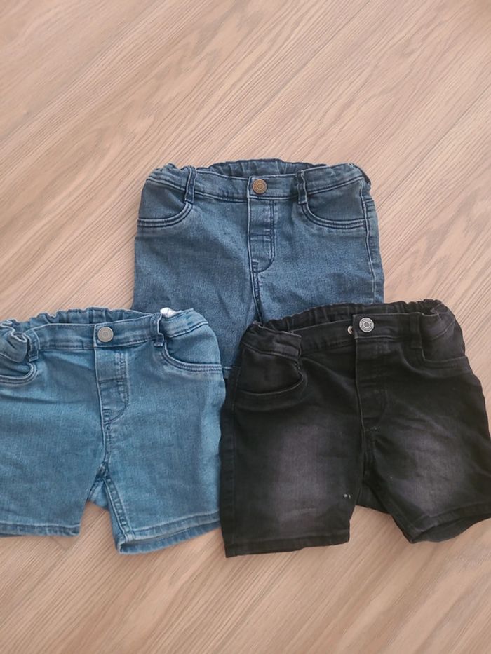 Lot 3 shorts