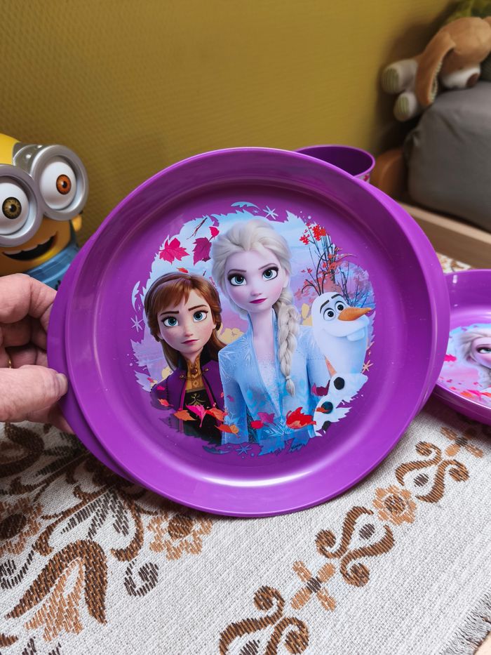 Reine des neiges - assiettes et gobelet - photo numéro 2