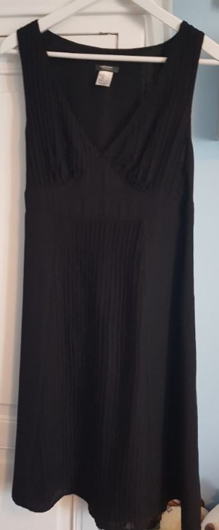 Robe noire.T.38.