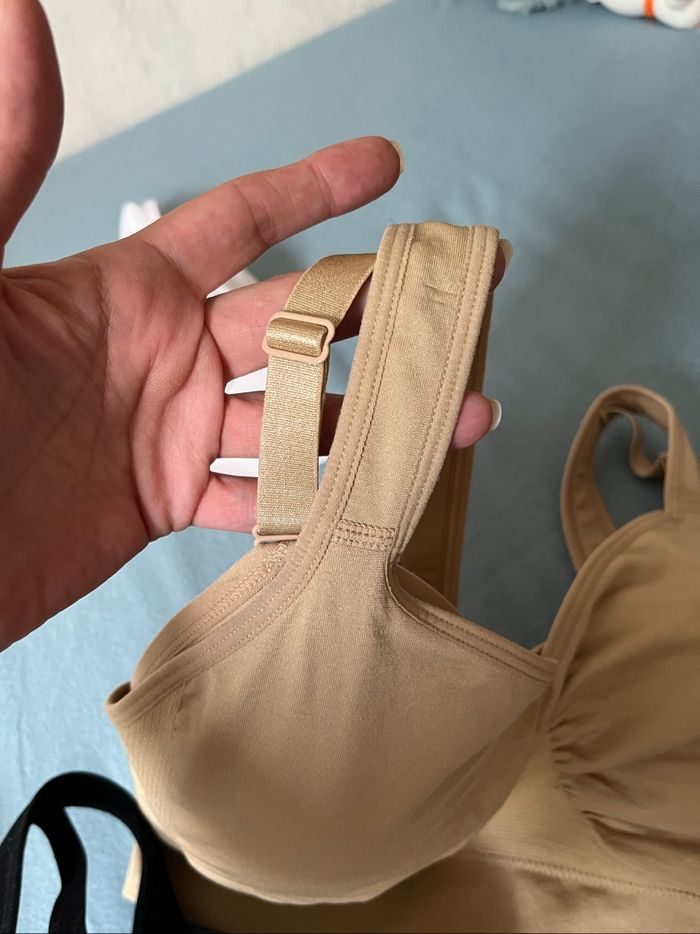 Lot 3 brassières Taille 36 - photo numéro 4