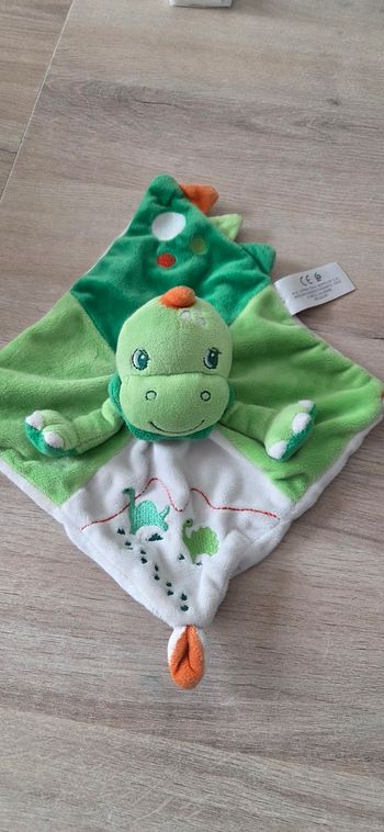 Doudou dinosaure