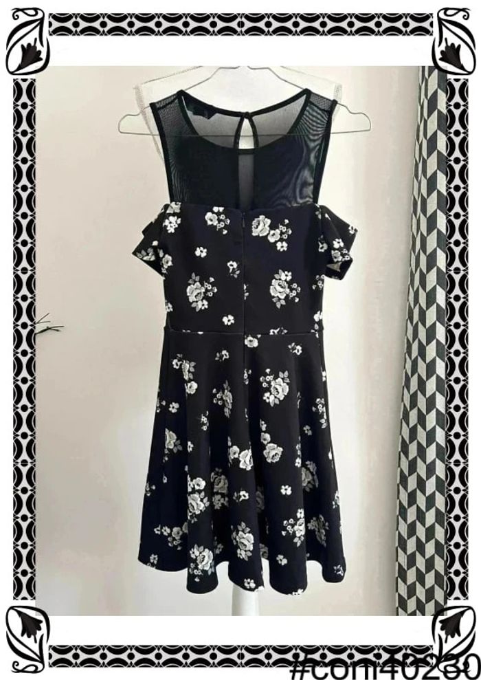 Robe New Look, Taille 34 - photo numéro 3