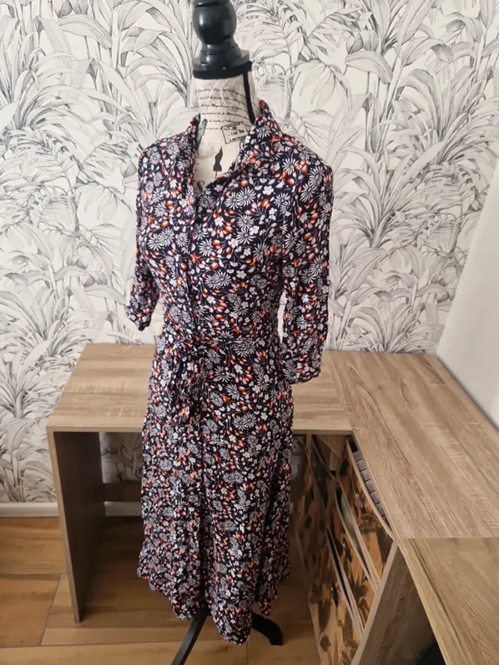 Jolie robe chic et longue Monoprix taille 38 - photo numéro 4