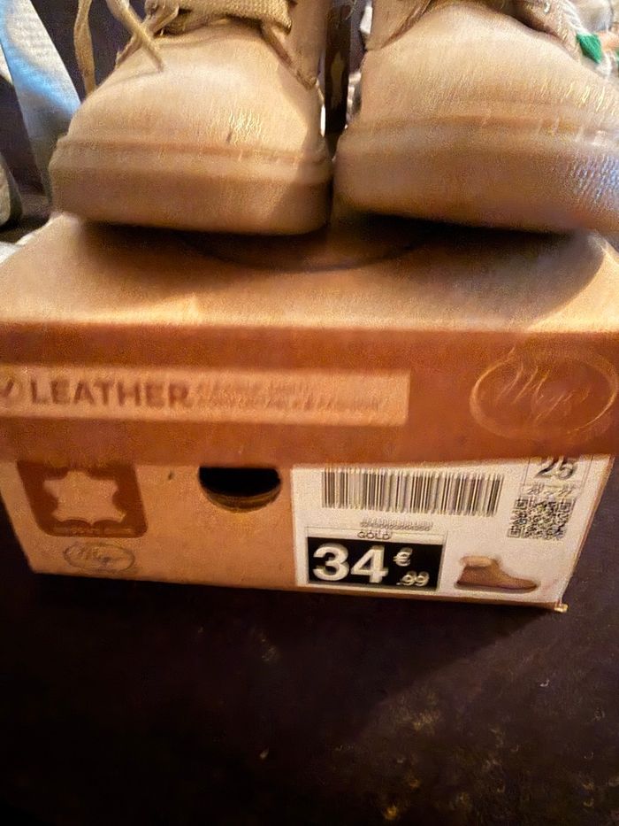 Chaussures lacets brillantes neuve - photo numéro 7