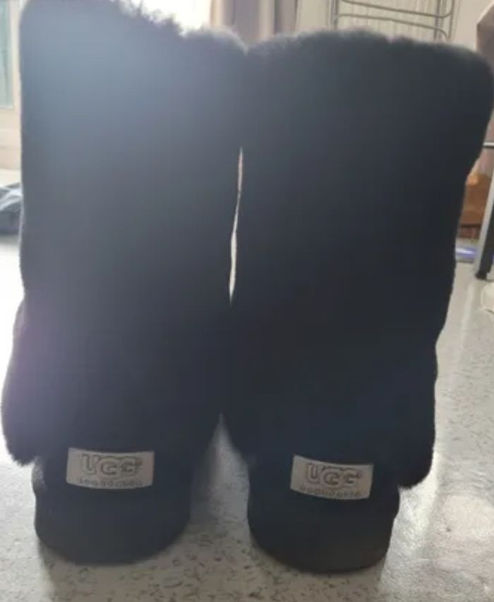 UGG 41 NOIR - photo numéro 4