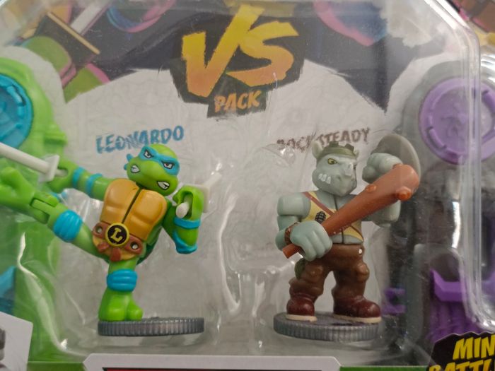 Coffret Tortues Ninja Leonardo vs Rocksteady - Akedo - Armes uniques
- photo numéro 5