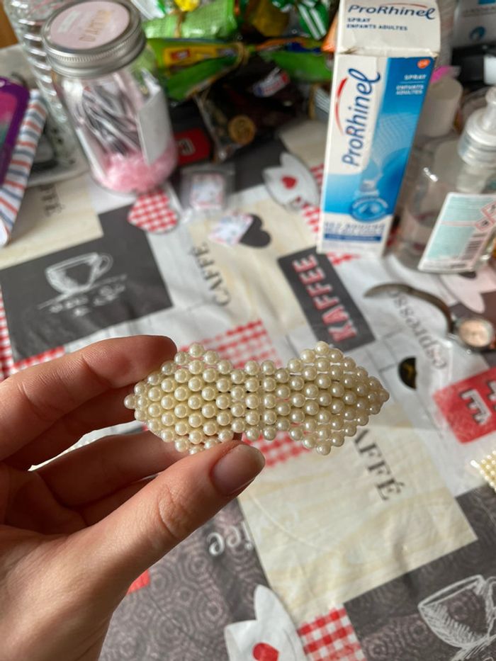 Lot de deux barrettes perles - photo numéro 2