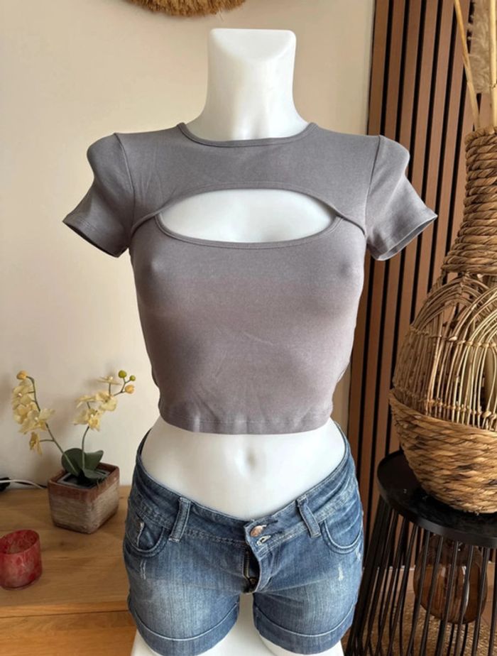 Lot de 2 t-shirts neufs TW - photo numéro 2