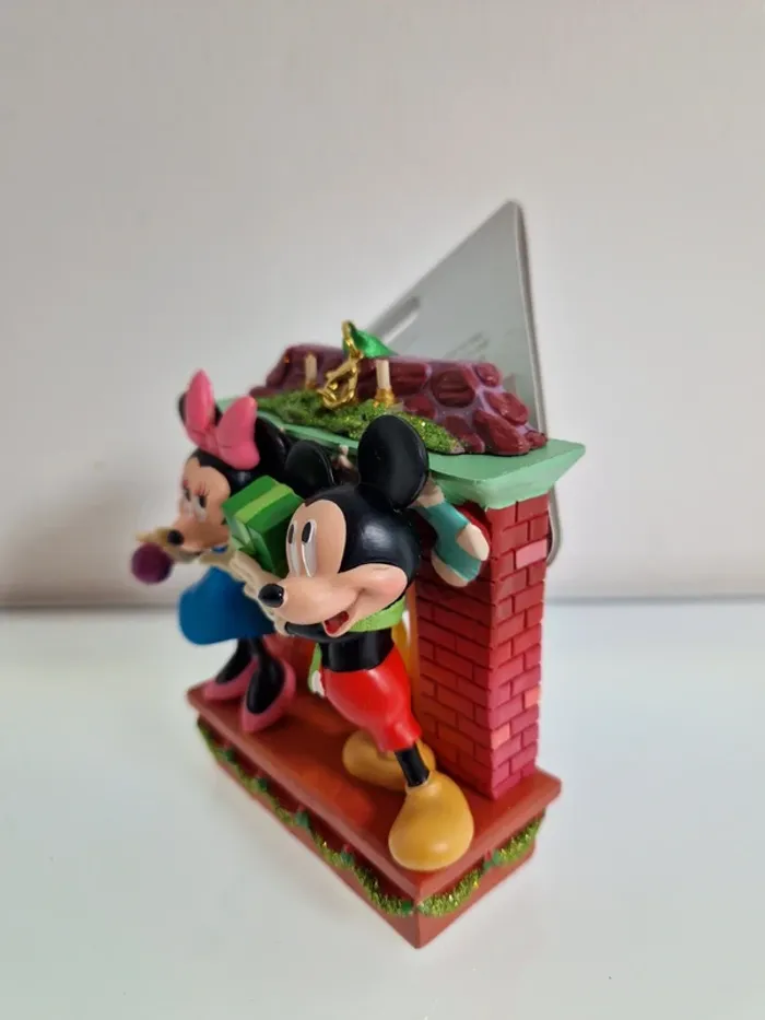 D221- Décoration suspendue Mickey Mouse et Minnie cheminée Disney Store - photo numéro 2
