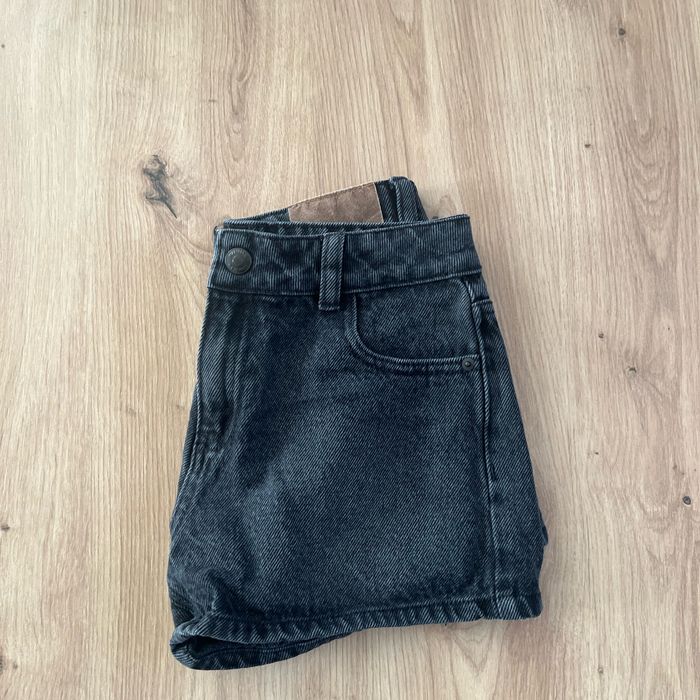 Short jeans noir 10ans
