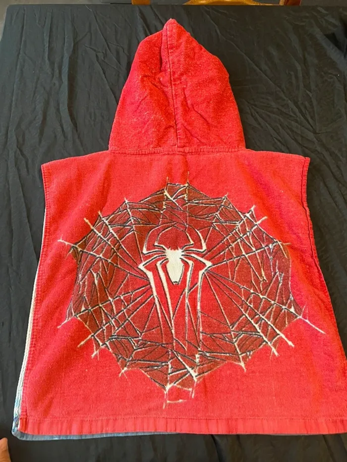 Cape de bain Spiderman - photo numéro 2