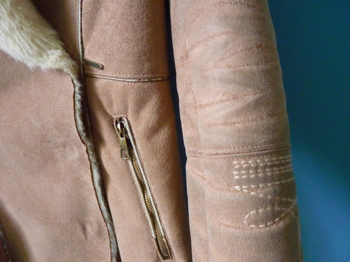 Manteau fourrure guess los angeles Femme XS 34 beige TBE - photo numéro 4