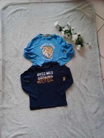 Lot 2 t-shirt manches longues 8 ans #lot c76