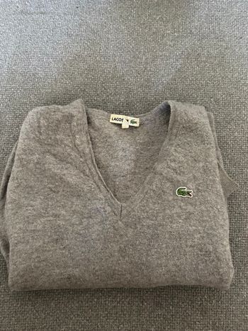 Pull col en V Lacoste 
