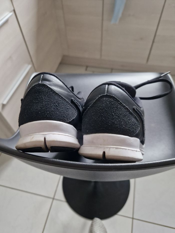 Chaussure de sport nike - photo numéro 3