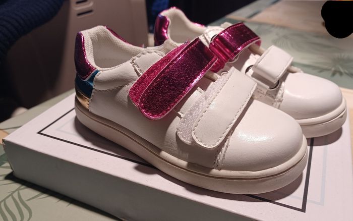 Chaussures pointure 22 - photo numéro 4