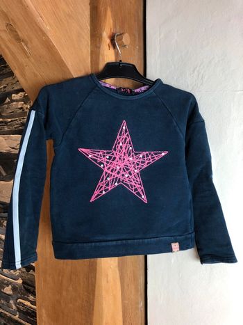 Pull B. Nosy 7-8 ans