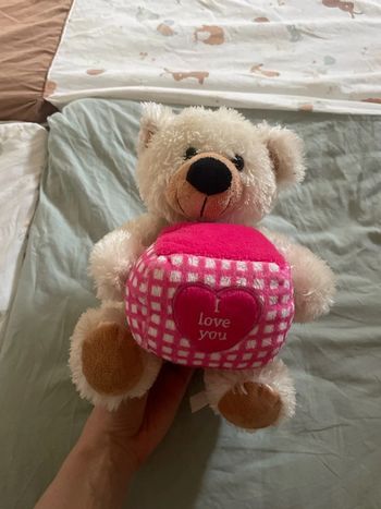 Peluche nounours avec cube I love you