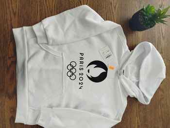 Sweat paris