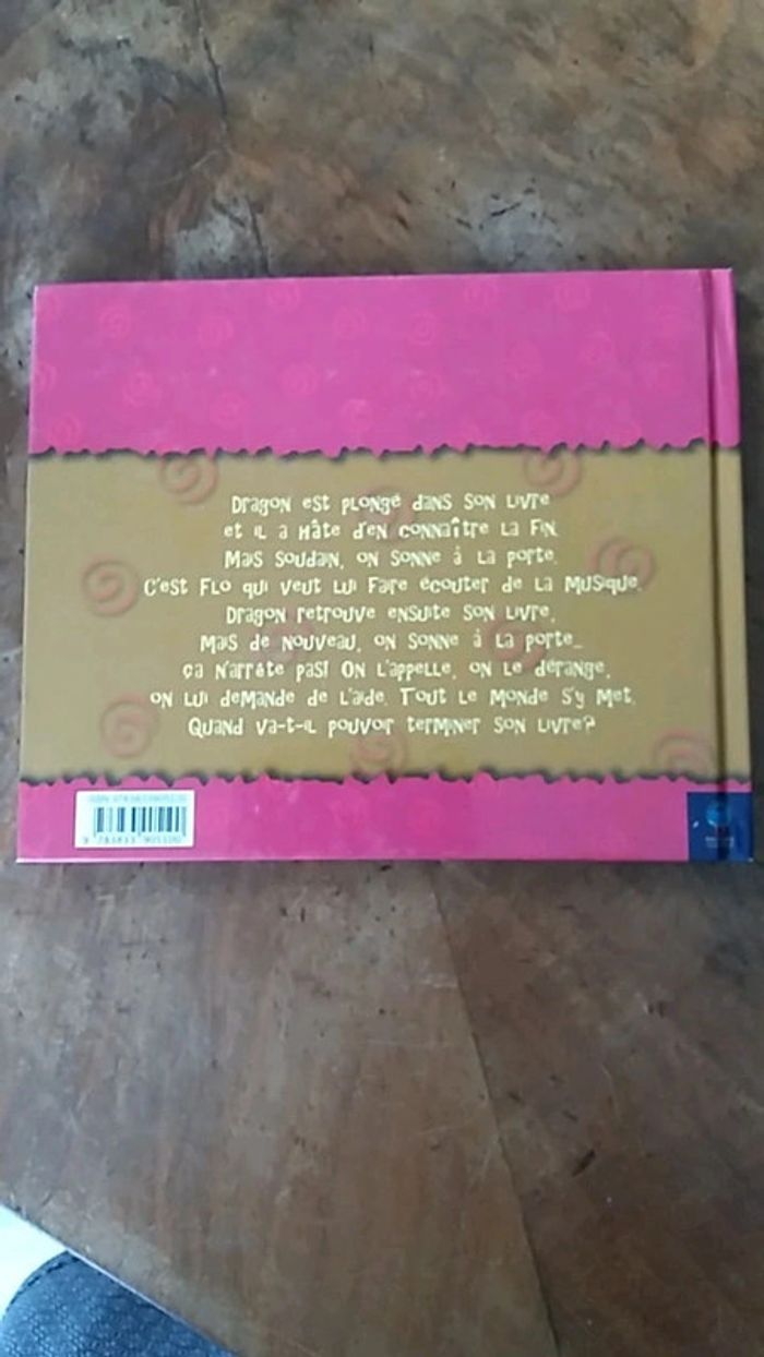 Livre dragon - photo numéro 2