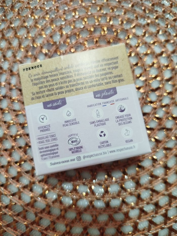 Huile solide demaquillante - photo numéro 2