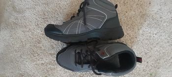 Chaussure de randonnée iTS taille 33 🌹