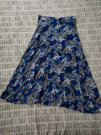 Jupe longue bleu fleurs feuilles blanc noir Gémo taille 38