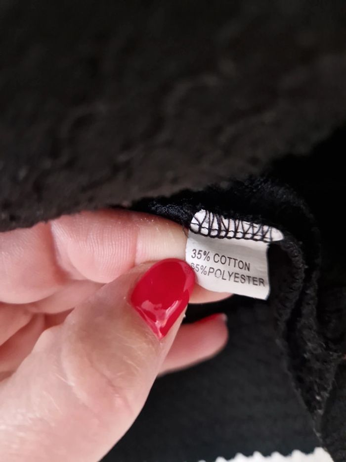 Jolie jupe chic noire taille 36 - photo numéro 3