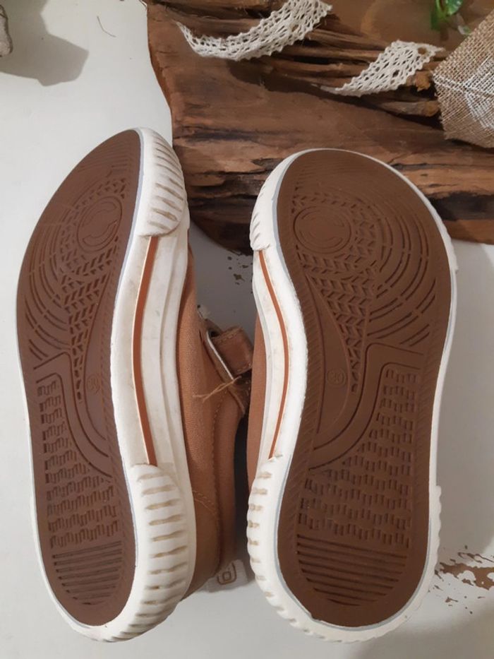 Chaussures en toile garçon taille 30 - photo numéro 7