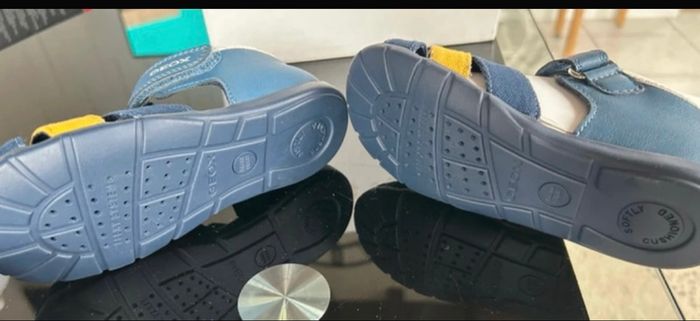 Sandales neuves cuir geox 26 - photo numéro 3