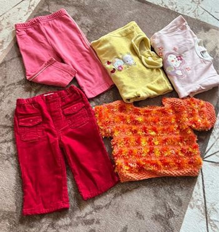 Vêtements bébé fille 9 et 12 mois