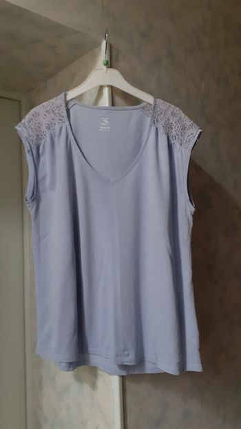 Tee-shirt femme taille 44-46