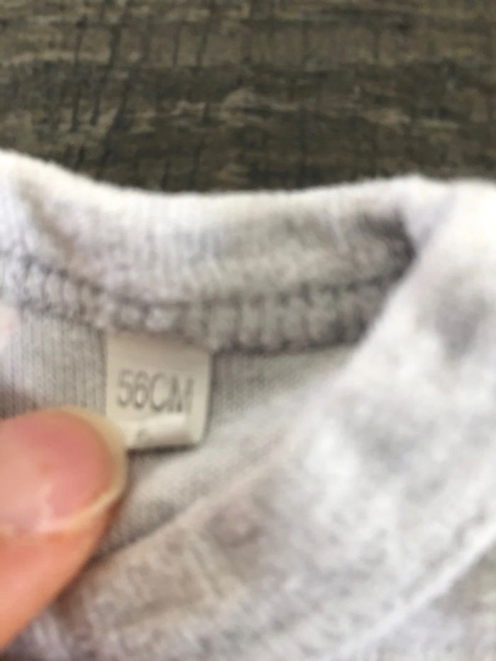 Pyjama bébé, taille 1 mois - photo numéro 3