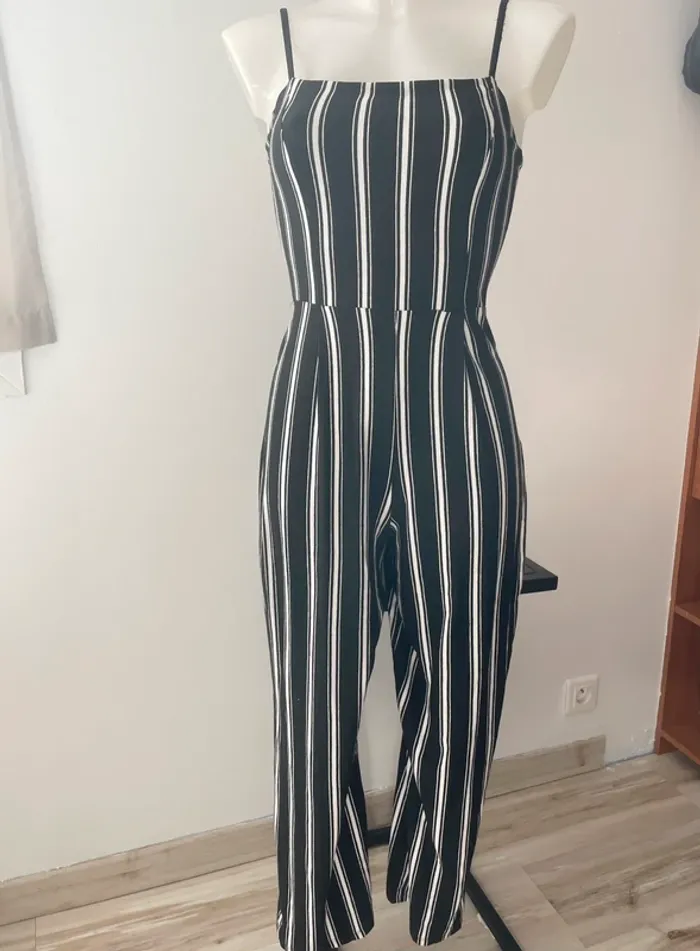 Combinaison Bershka - photo numéro 2