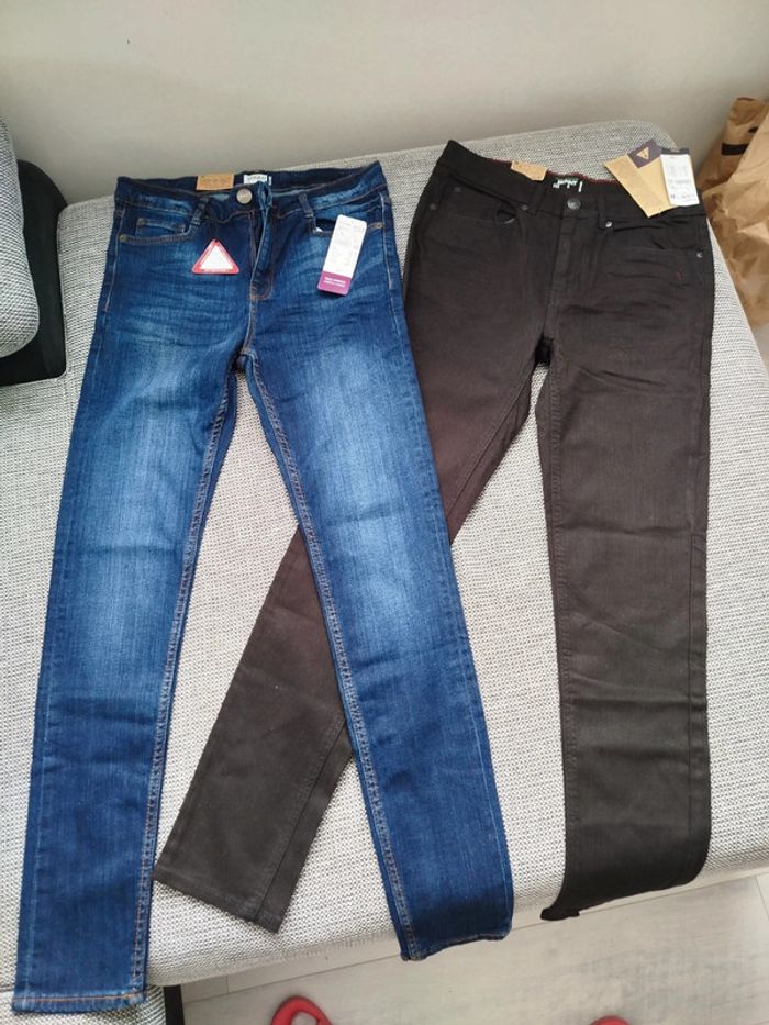 Lot 2 jeans skinny taille S/16 ans neufs