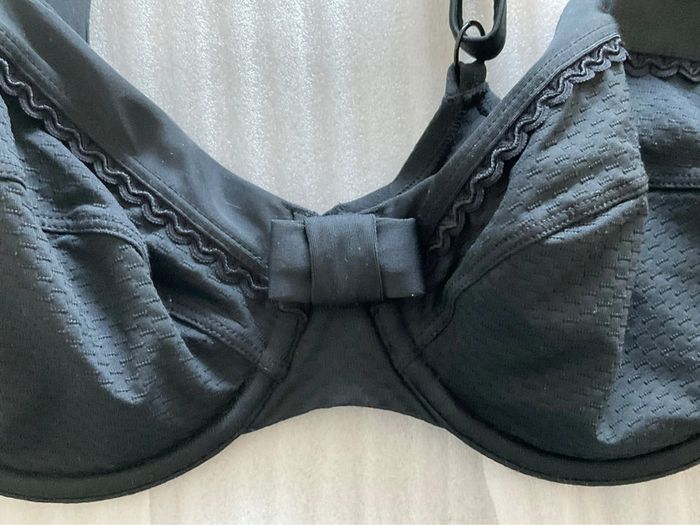 Haut maillot noir Bestform neuf - photo numéro 3