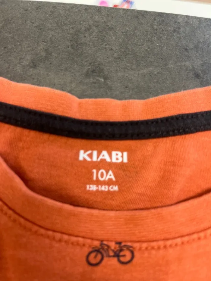 T shirt - 10 ans - Kiabi - photo numéro 2