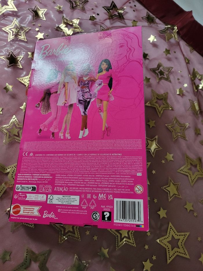 Poupée de barbie - photo numéro 3